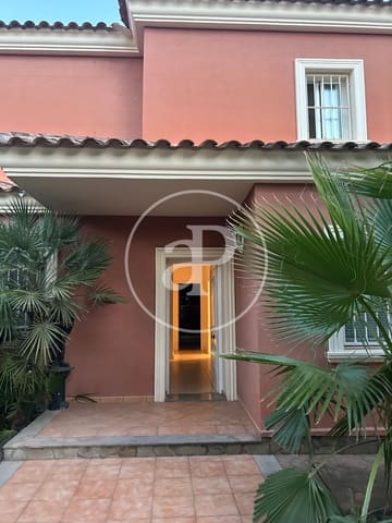 Apartamento de 4 habitaciones en Riba-roja de Túria en alquiler con piscina garaje - 2.700 € (Ref: 10062095)