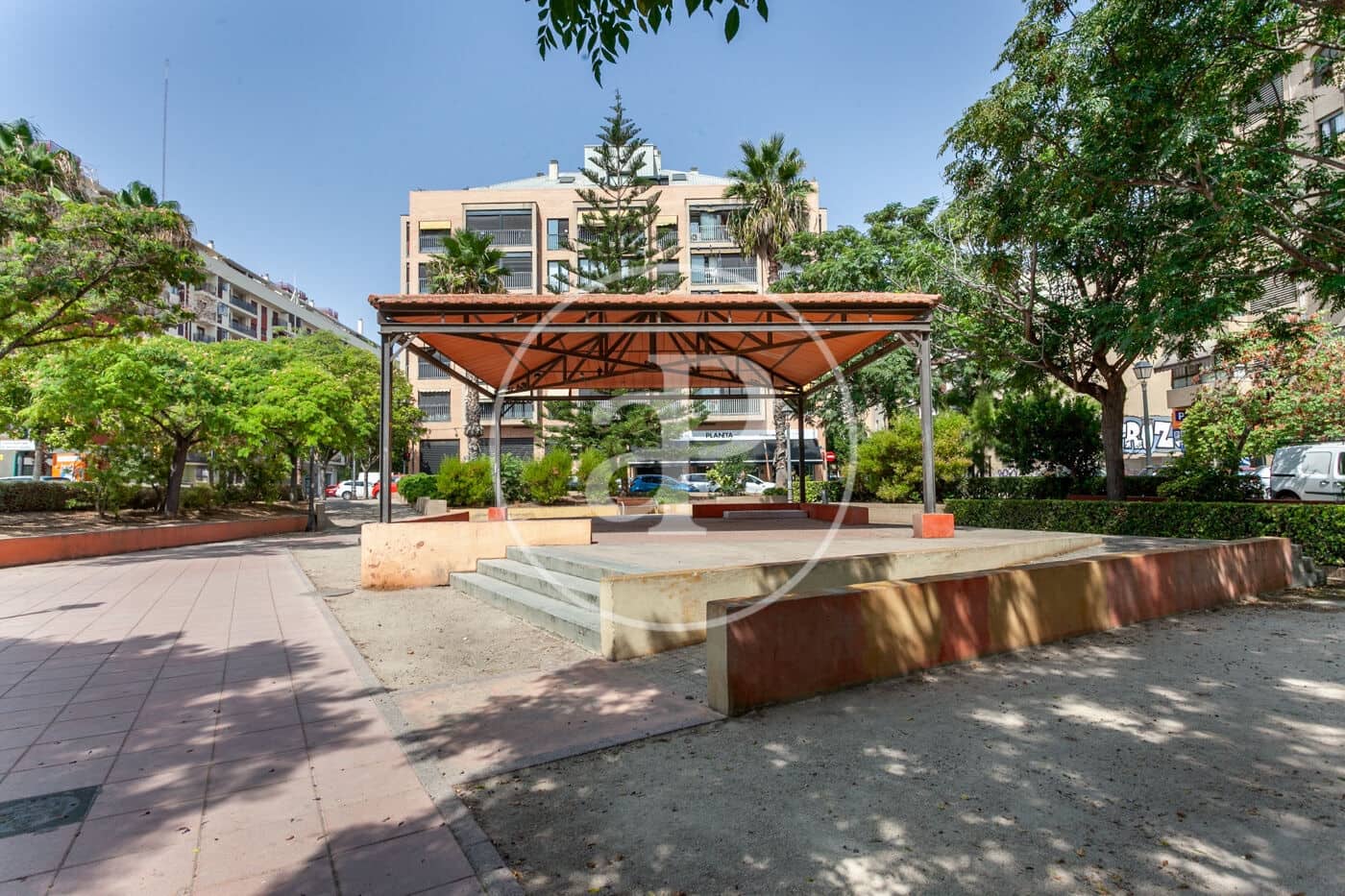 4 bedroom Penthouse for sale in Valencia city with pool garage - € 900,000 (Ref: 10062098)
