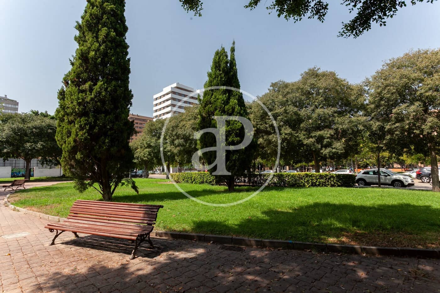 4 bedroom Penthouse for sale in Valencia city with pool garage - € 900,000 (Ref: 10062098)