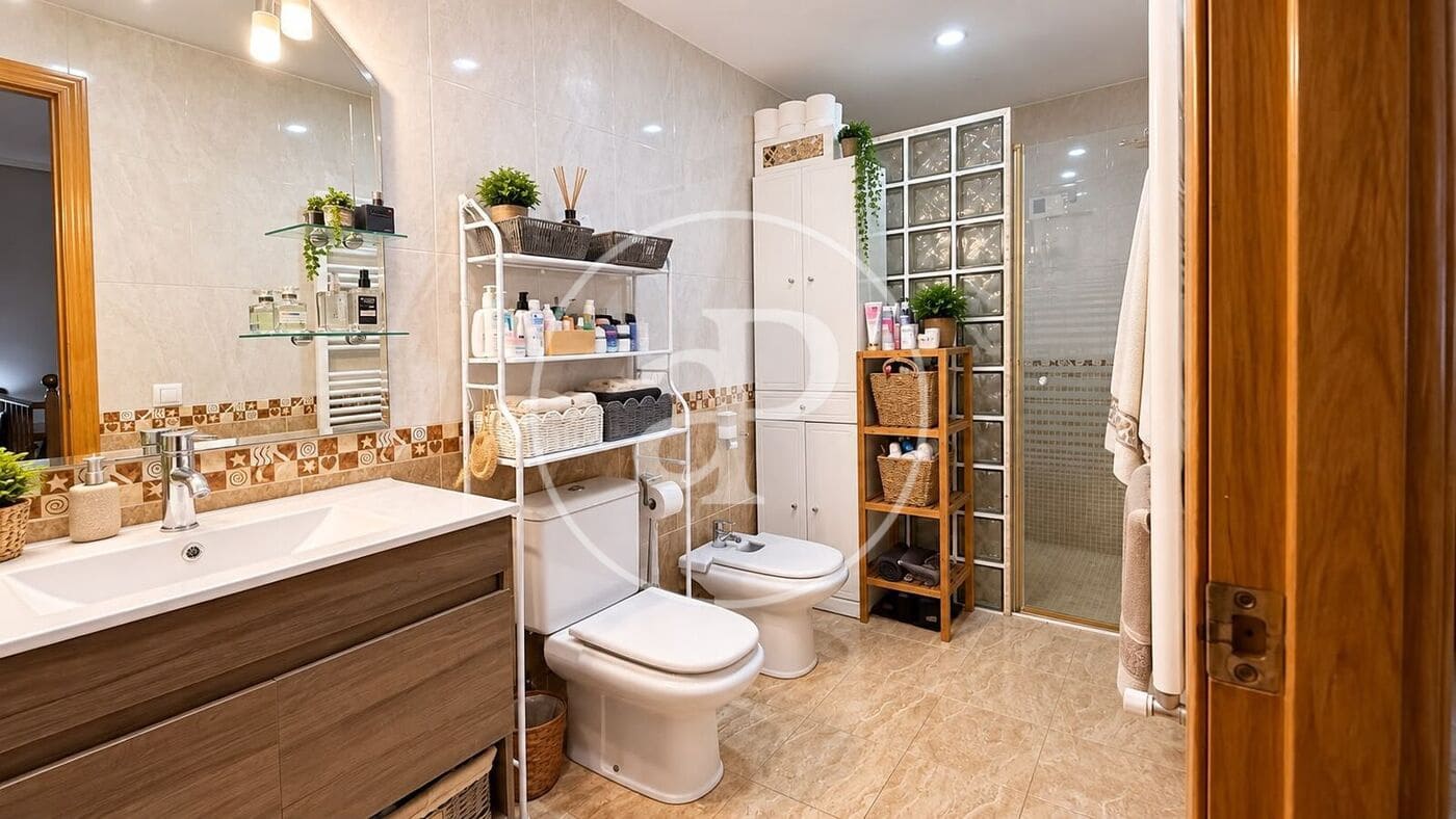 4 makuuhuone Huvila myytävänä paikassa Vilamarxant / Villamarchante - 315 000 € (Ref: 10064595)