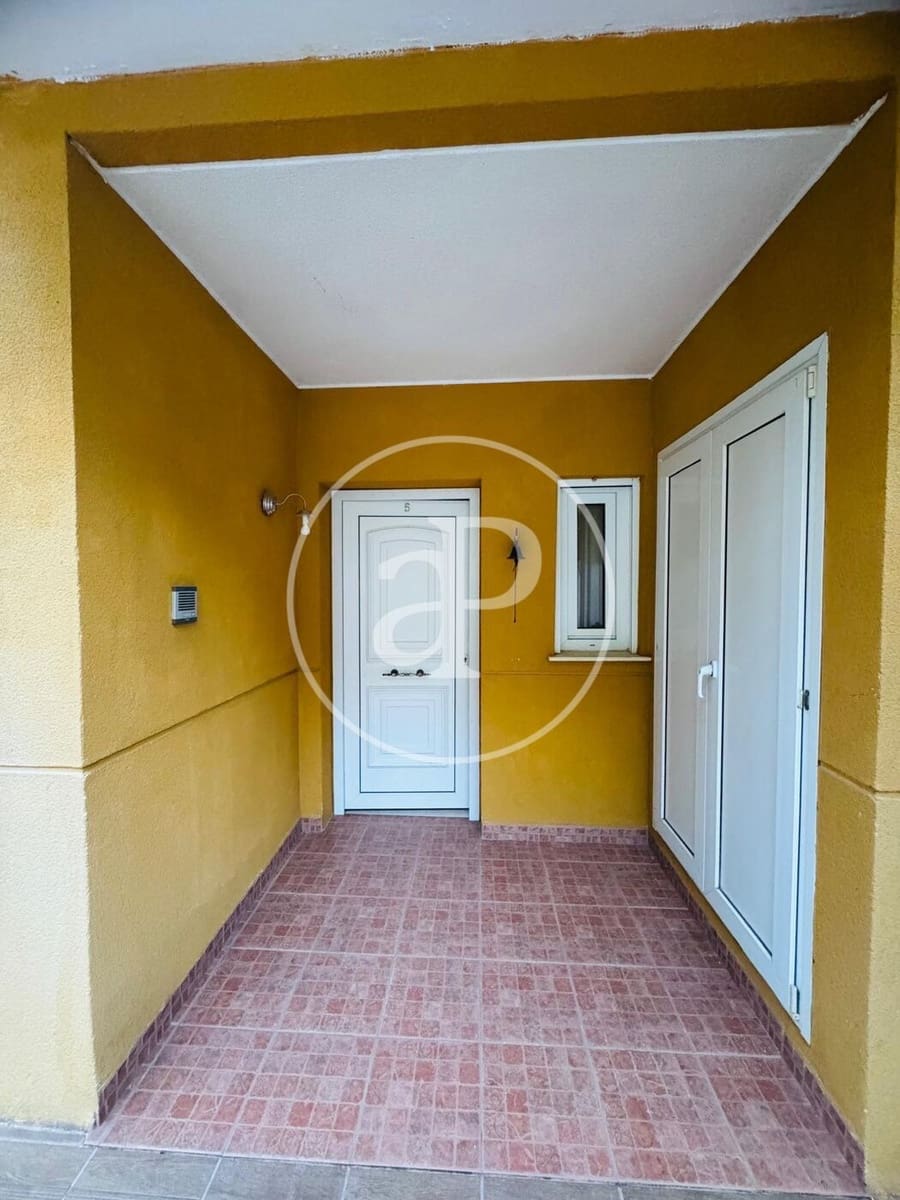 4 makuuhuone Huvila myytävänä paikassa Chiva mukana uima-altaan - 359 000 € (Ref: 10075588)