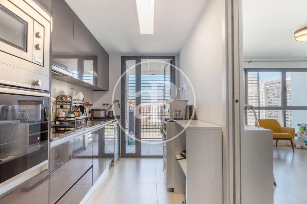 3 makuuhuone Huoneisto myytävänä paikassa Valencia kaupunki mukana uima-altaan - 778 000 € (Ref: 10075589)