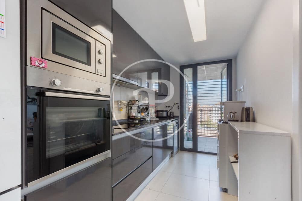 3 makuuhuone Huoneisto myytävänä paikassa Valencia kaupunki mukana uima-altaan - 778 000 € (Ref: 10075589)