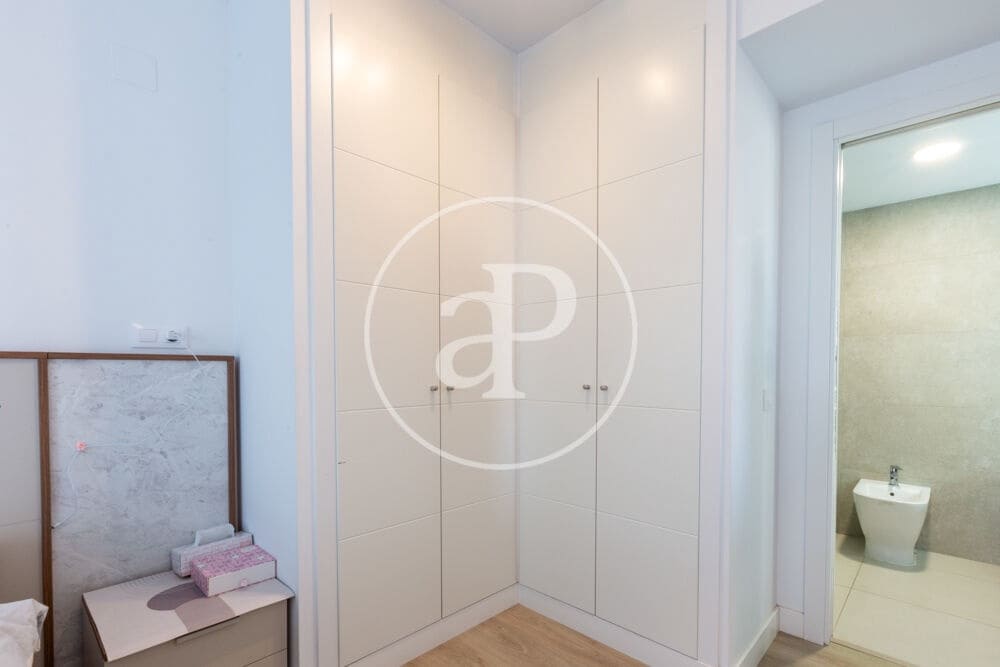 3 makuuhuone Huoneisto myytävänä paikassa Valencia kaupunki mukana uima-altaan - 778 000 € (Ref: 10075589)
