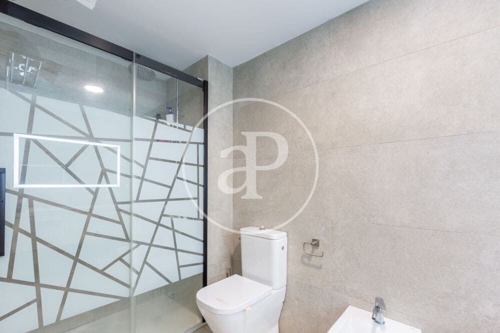 3 makuuhuone Huoneisto myytävänä paikassa Valencia kaupunki mukana uima-altaan - 778 000 € (Ref: 10075589)