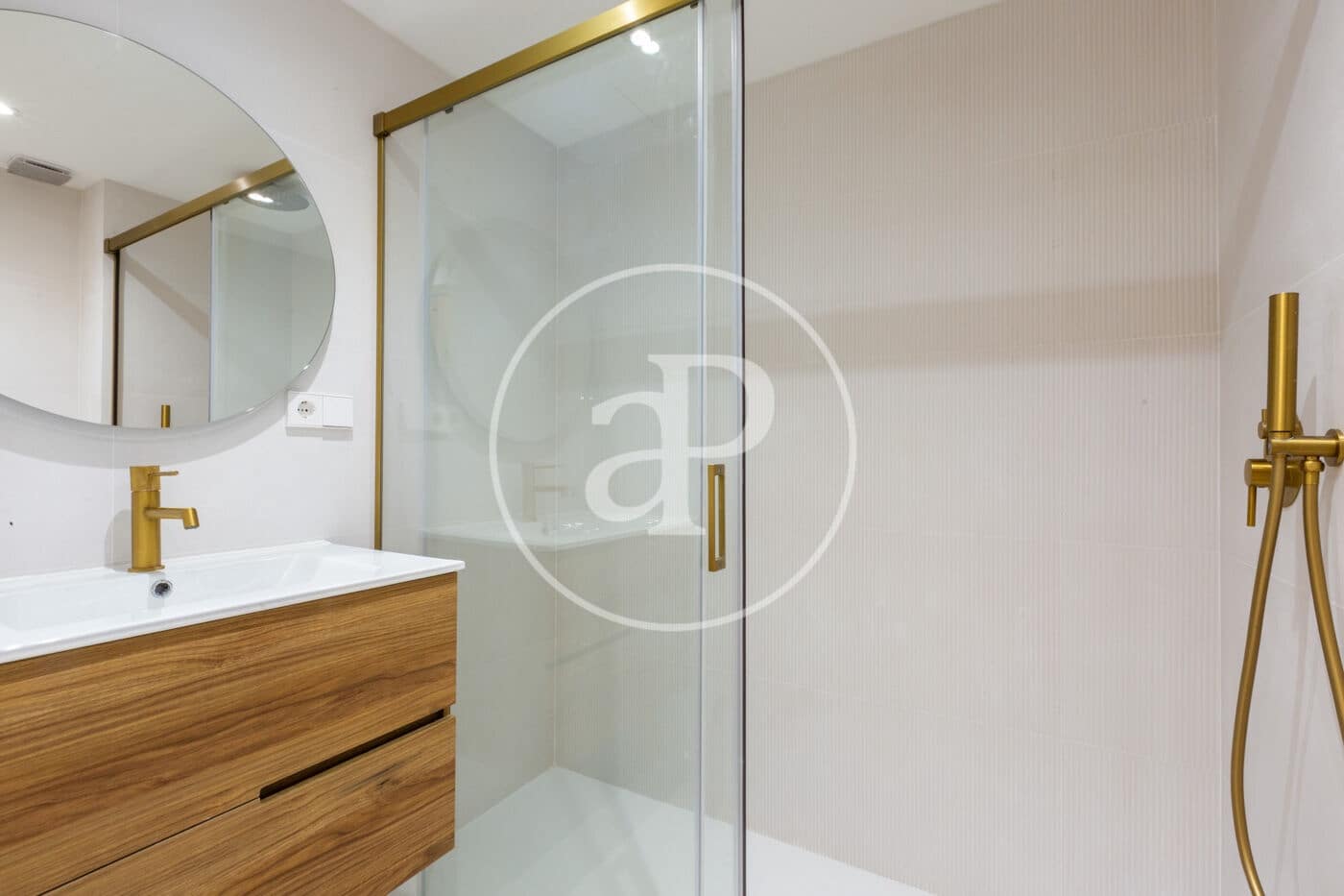 3 bedroom Apartment for sale in Valencia city - € 570,000 (Ref: 10078199)