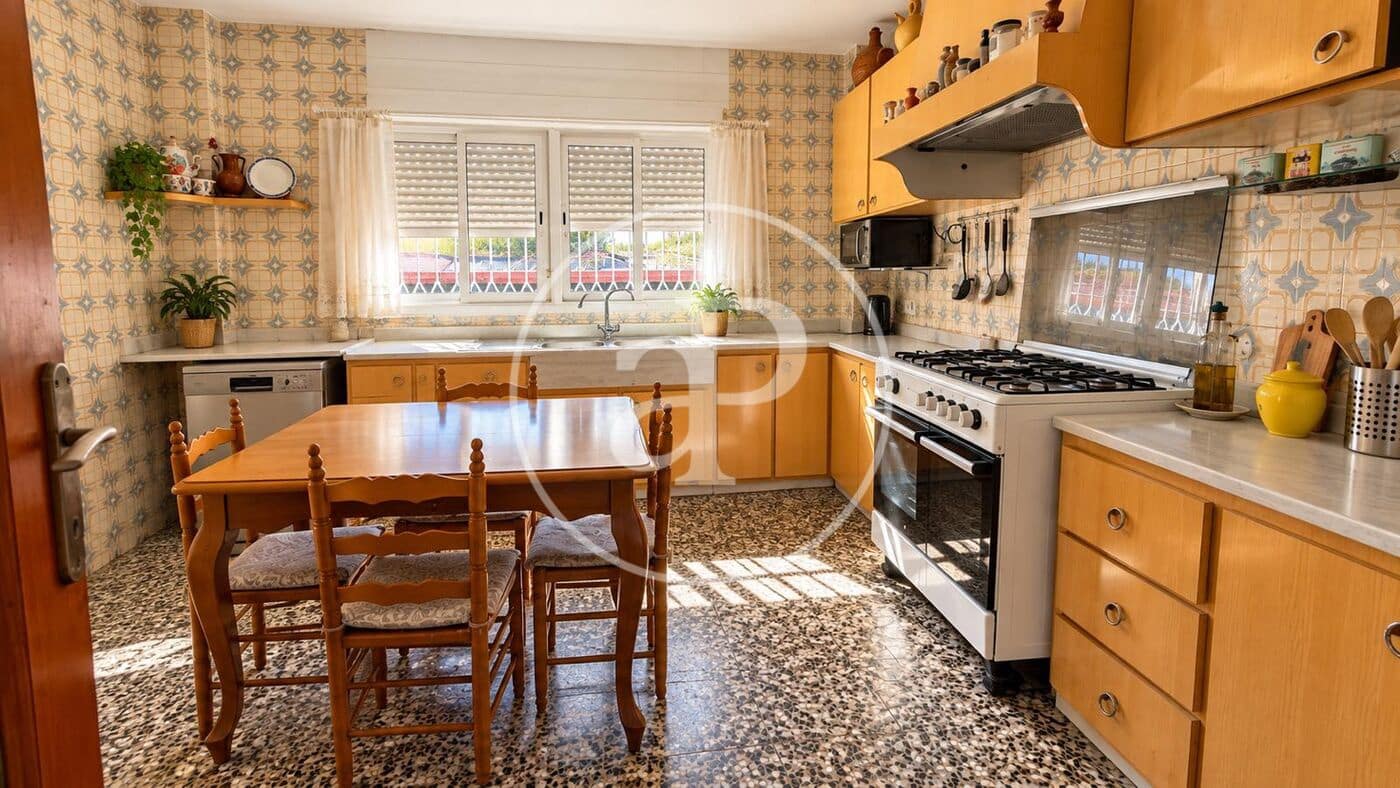 4 quarto Moradia para venda em Pedralba - 290 000 € (Ref: 10078200)