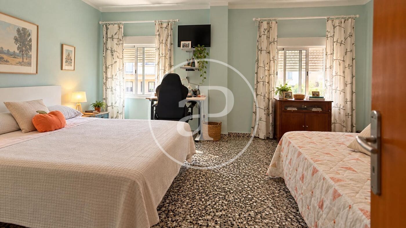 4 quarto Moradia para venda em Pedralba - 290 000 € (Ref: 10078200)