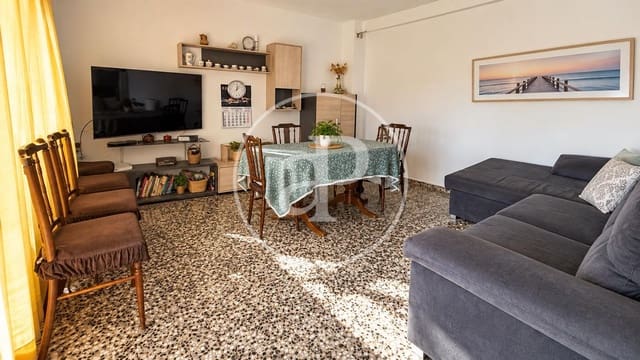 4 makuuhuone Huvila myytävänä paikassa Pedralba - 290 000 € (Ref: 10078200)