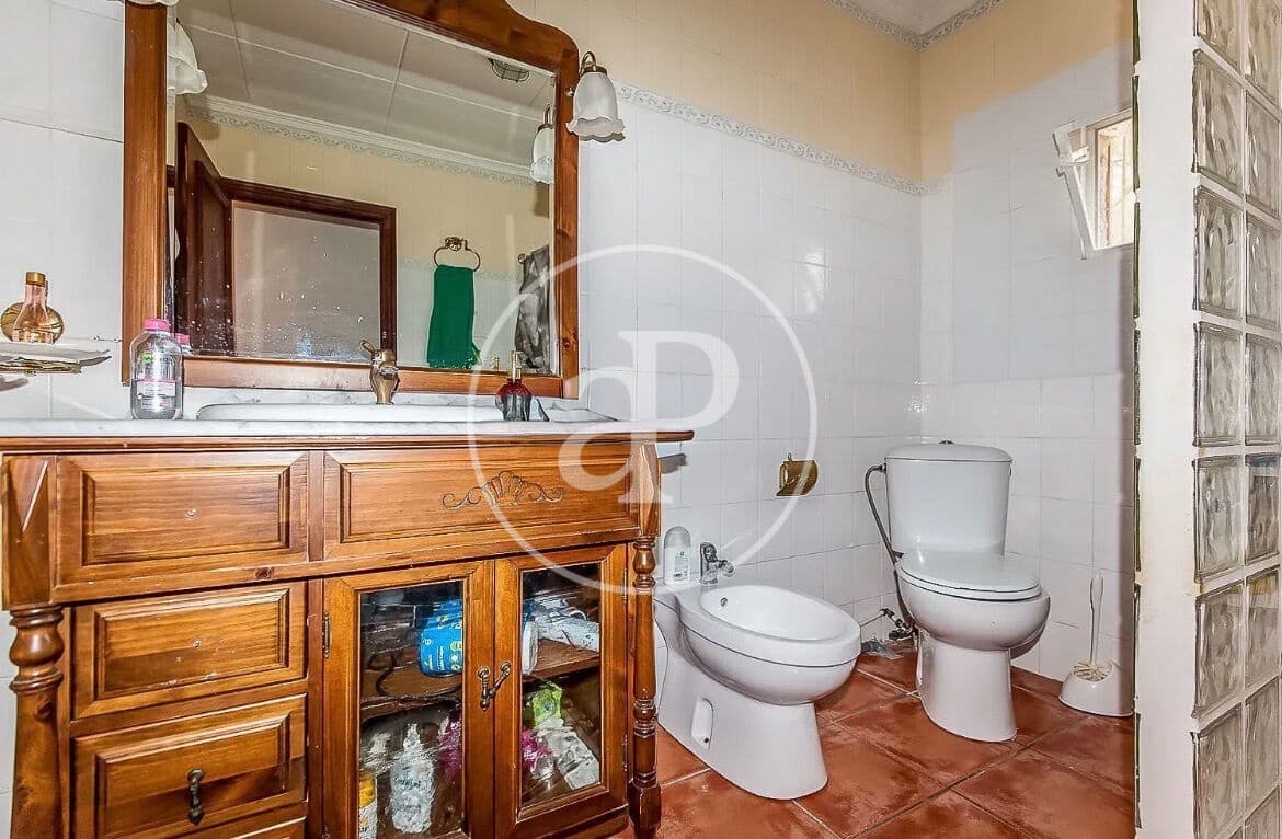 7 makuuhuone Huvila myytävänä paikassa Vilamarxant / Villamarchante mukana uima-altaan - 499 000 € (Ref: 10081103)