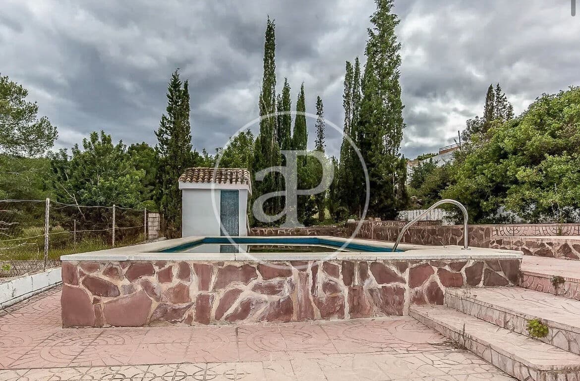 7 makuuhuone Huvila myytävänä paikassa Vilamarxant / Villamarchante mukana uima-altaan - 499 000 € (Ref: 10081103)