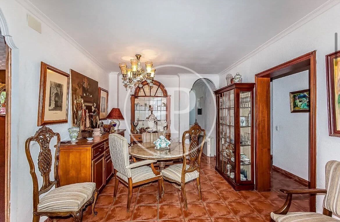 7 makuuhuone Huvila myytävänä paikassa Vilamarxant / Villamarchante mukana uima-altaan - 499 000 € (Ref: 10081103)
