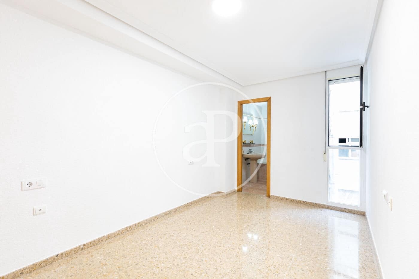 3 sypialnia Apartament na sprzedaż w Miasto Walencja - 375 000 € (Ref: 10081104)