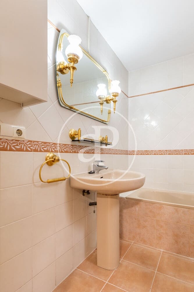 3 bedroom Apartment for sale in Valencia city with garage - € 375,000 (Ref: 10081104)