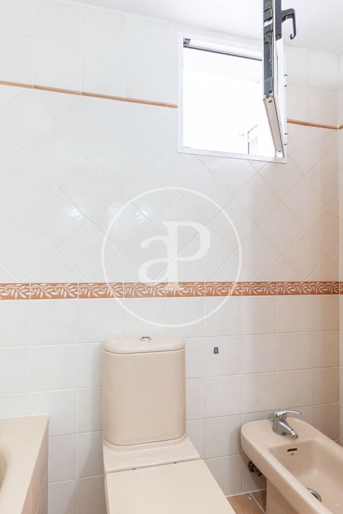 3 bedroom Apartment for sale in Valencia city with garage - € 375,000 (Ref: 10081104)