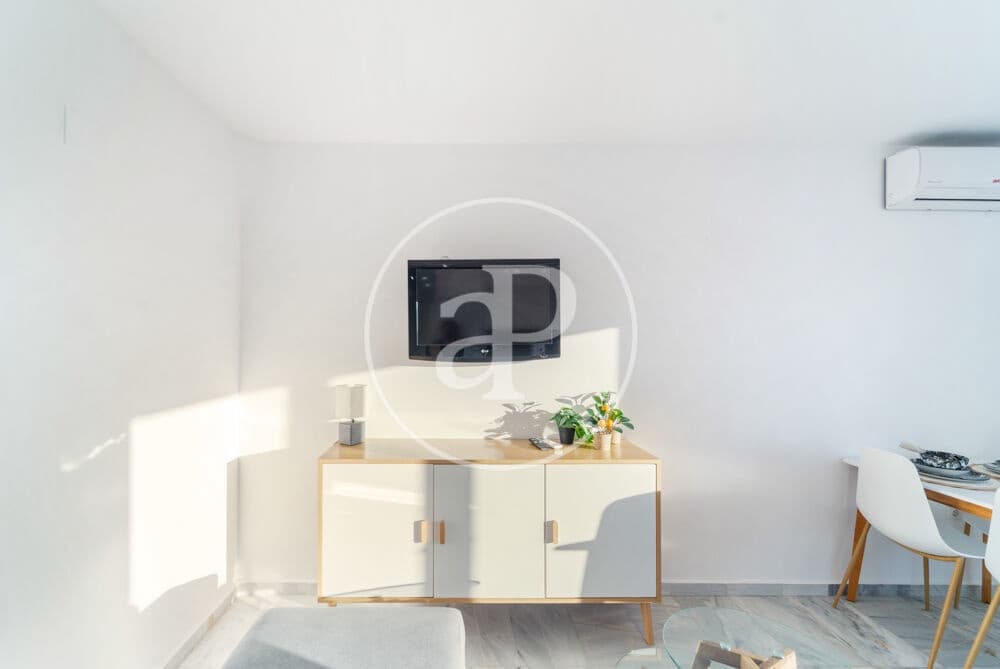 2 Zimmer Apartment zu verkaufen in Benidorm mit Pool - 265.000 € (Ref: 10081105)