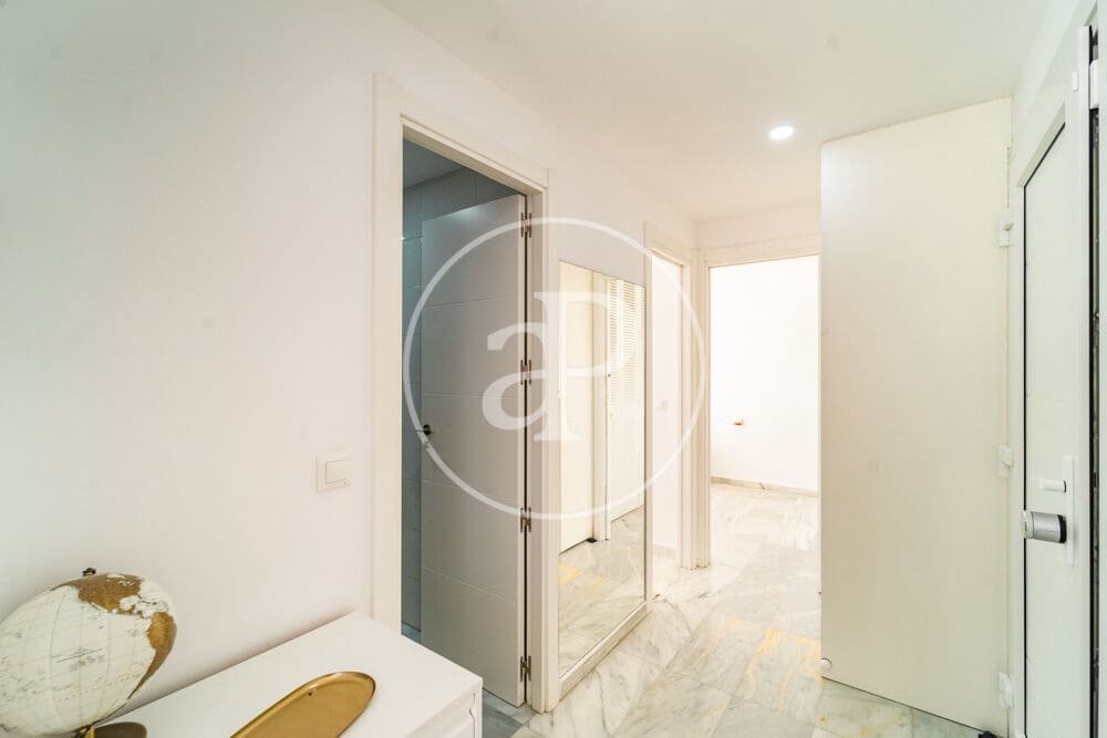 2 Zimmer Apartment zu verkaufen in Benidorm mit Pool - 265.000 € (Ref: 10081105)