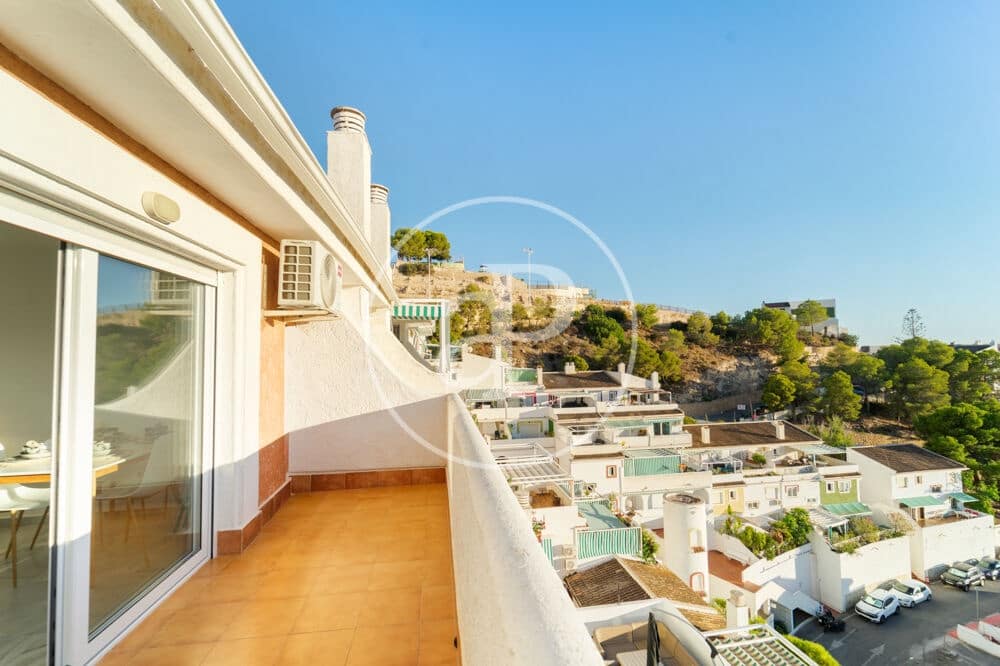 2 Zimmer Apartment zu verkaufen in Benidorm mit Pool - 265.000 € (Ref: 10081105)