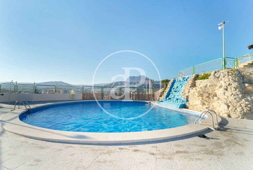 2 Zimmer Apartment zu verkaufen in Benidorm mit Pool - 265.000 € (Ref: 10081105)