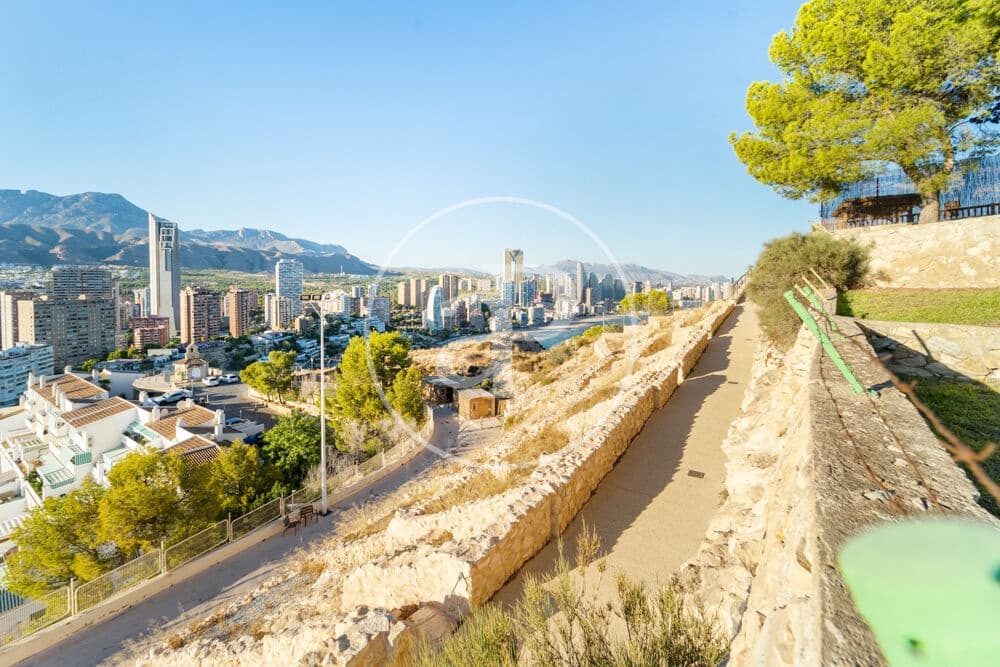 2 Zimmer Apartment zu verkaufen in Benidorm mit Pool - 265.000 € (Ref: 10081105)