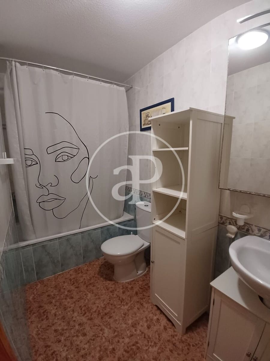 2 soverom Leilighet til leie i Arenales del Sol med svømmebasseng - € 950 (Ref: 10086085)