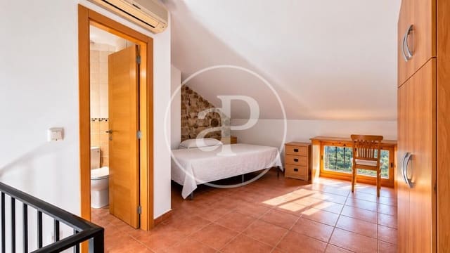 3 sypialnia Willa na sprzedaż w Pedralba - 150 000 € (Ref: 10086086)
