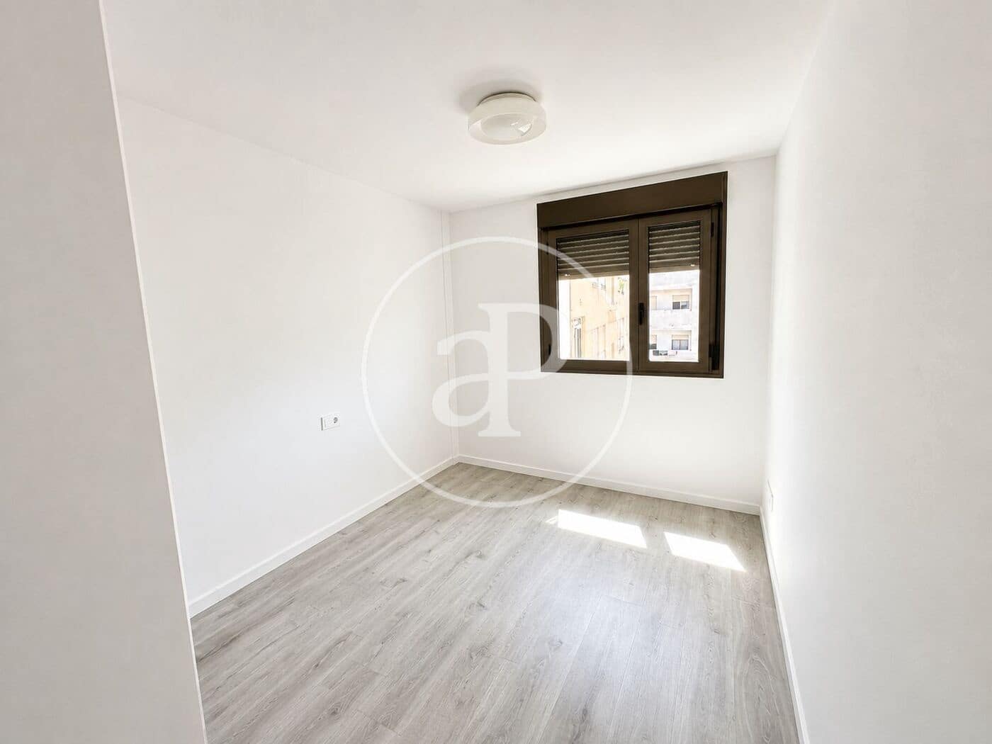 Apartamento de 2 habitaciones en València ciudad en venta con piscina - 375.000 € (Ref: 10086087)