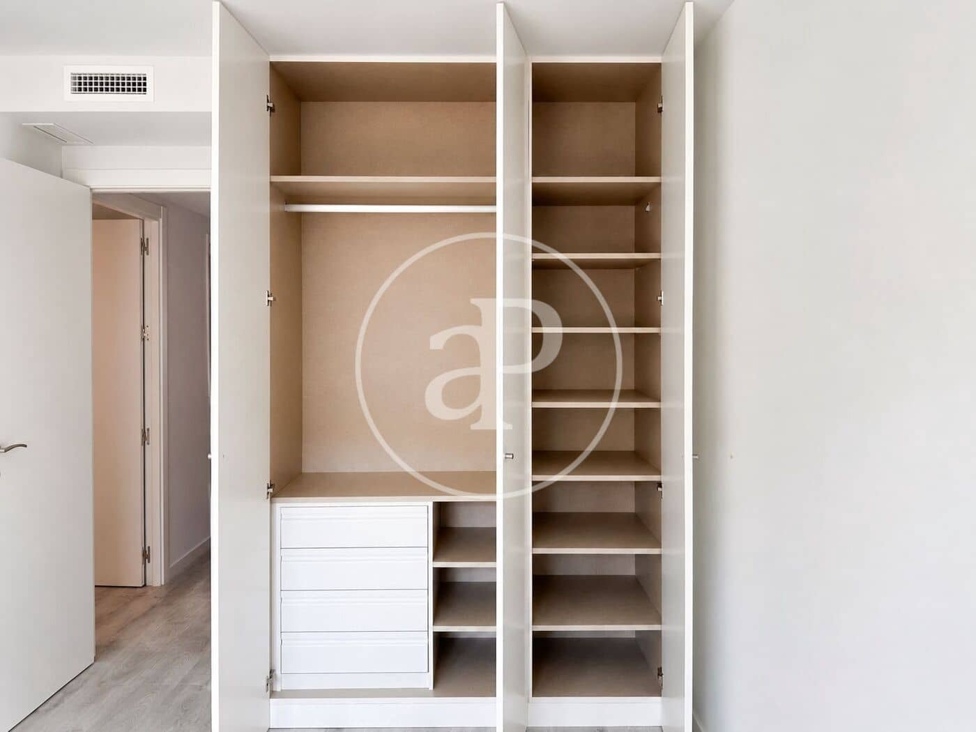Apartamento de 2 habitaciones en València ciudad en venta con piscina - 375.000 € (Ref: 10086087)