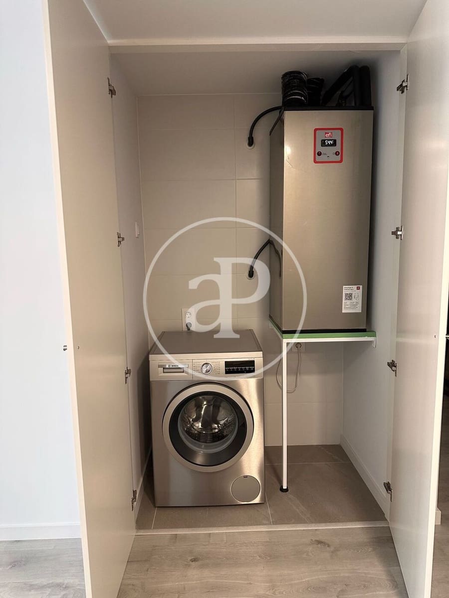 Apartamento de 2 habitaciones en València ciudad en venta con piscina - 375.000 € (Ref: 10086087)
