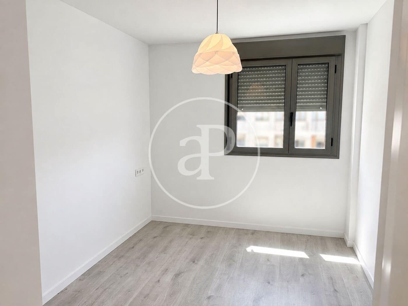 Apartamento de 2 habitaciones en València ciudad en venta con piscina - 375.000 € (Ref: 10086087)
