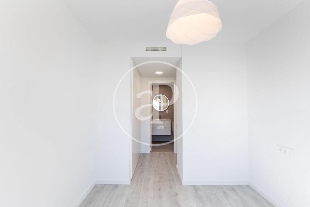 2 bedroom Apartment for sale in Valencia city with pool garage - € 375,000 (Ref: 10086087)