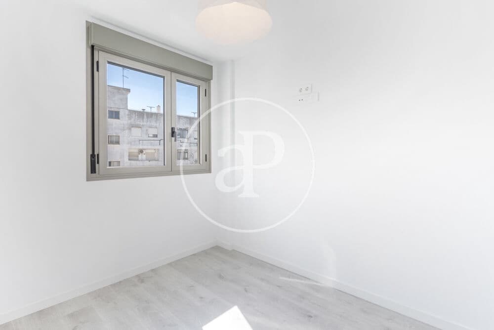 2 bedroom Apartment for sale in Valencia city with pool garage - € 375,000 (Ref: 10086087)