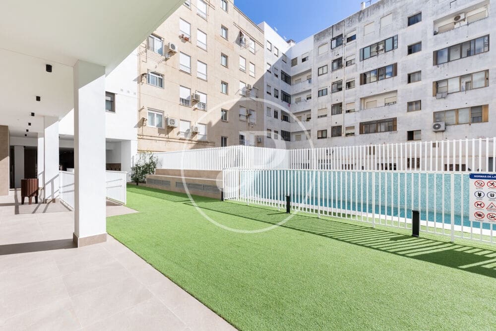 2 bedroom Apartment for sale in Valencia city with pool garage - € 375,000 (Ref: 10086087)