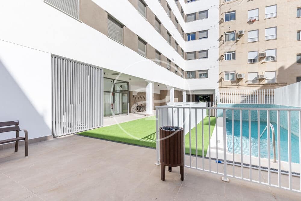2 bedroom Apartment for sale in Valencia city with pool garage - € 375,000 (Ref: 10086087)