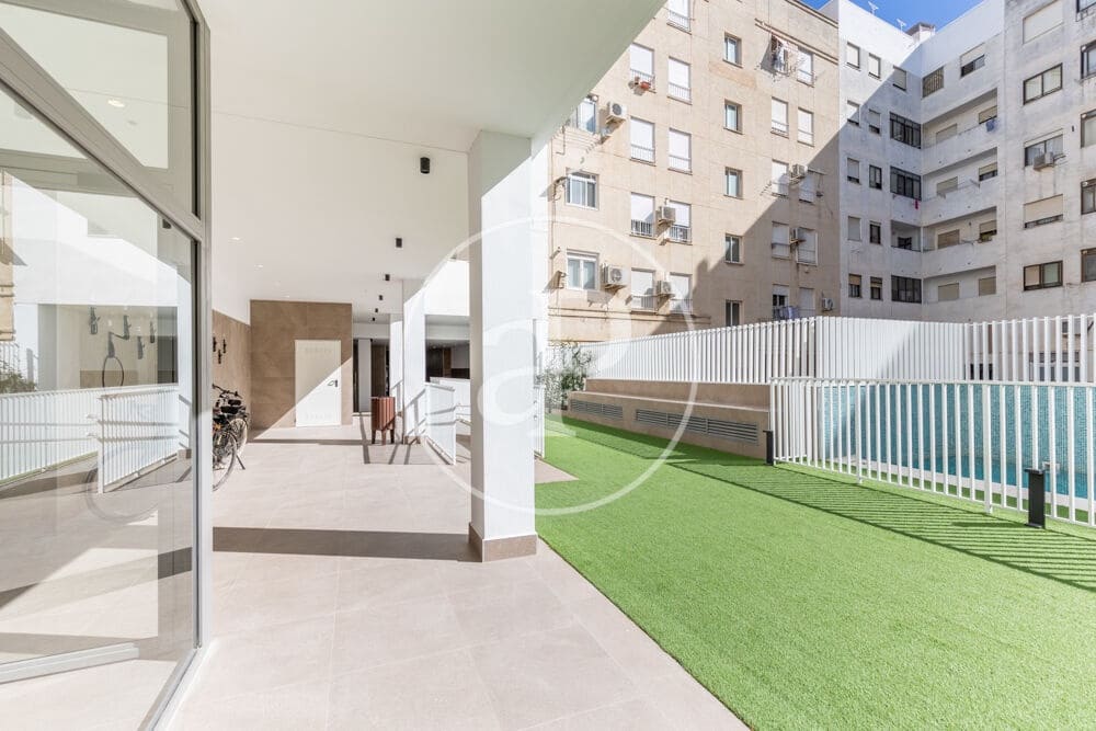 2 bedroom Apartment for sale in Valencia city with pool garage - € 375,000 (Ref: 10086087)