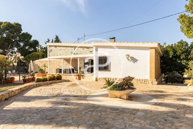 5 slaapkamer Villa te koop in Alicante stad met zwembad - € 559.000 (Ref: 10089582)