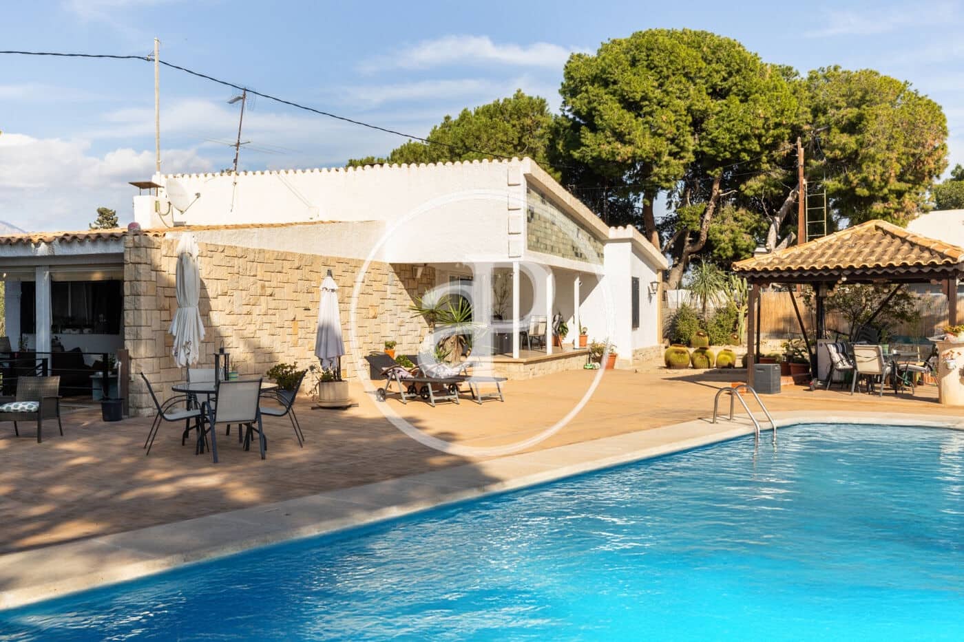 5 slaapkamer Villa te koop in Alicante stad met zwembad - € 559.000 (Ref: 10089582)