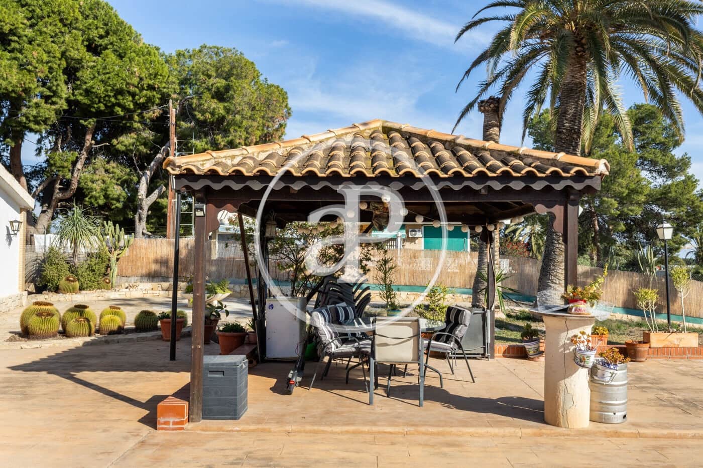 5 slaapkamer Villa te koop in Alicante stad met zwembad - € 559.000 (Ref: 10089582)