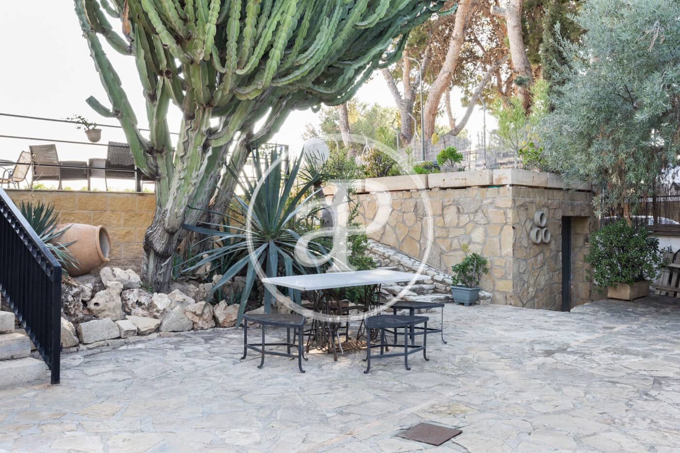 5 slaapkamer Villa te koop in Alicante stad met zwembad - € 559.000 (Ref: 10089582)