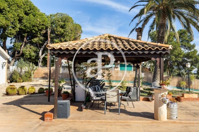 5 slaapkamer Villa te koop in Alicante stad met zwembad - € 559.000 (Ref: 10089582)