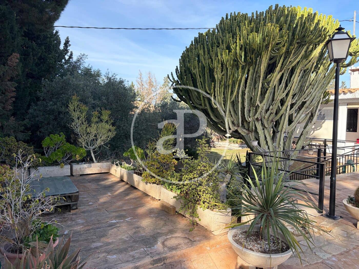 5 slaapkamer Villa te koop in Alicante stad met zwembad - € 559.000 (Ref: 10089582)