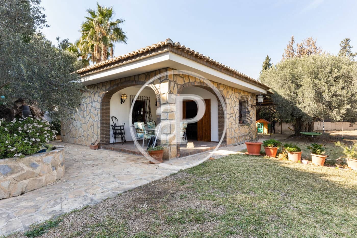 5 slaapkamer Villa te koop in Alicante stad met zwembad - € 559.000 (Ref: 10089582)