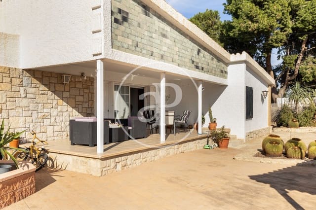 5 slaapkamer Villa te koop in Alicante stad met zwembad - € 559.000 (Ref: 10089582)