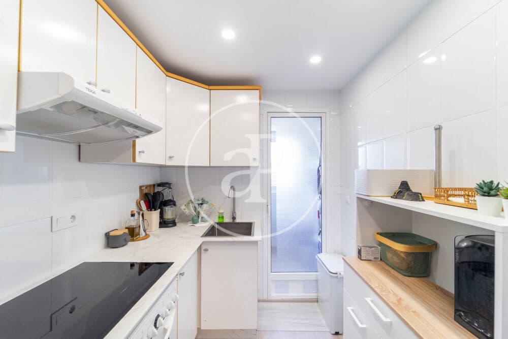 2 quarto Apartamento para venda em Benidorm com piscina - 250 000 € (Ref: 10089583)