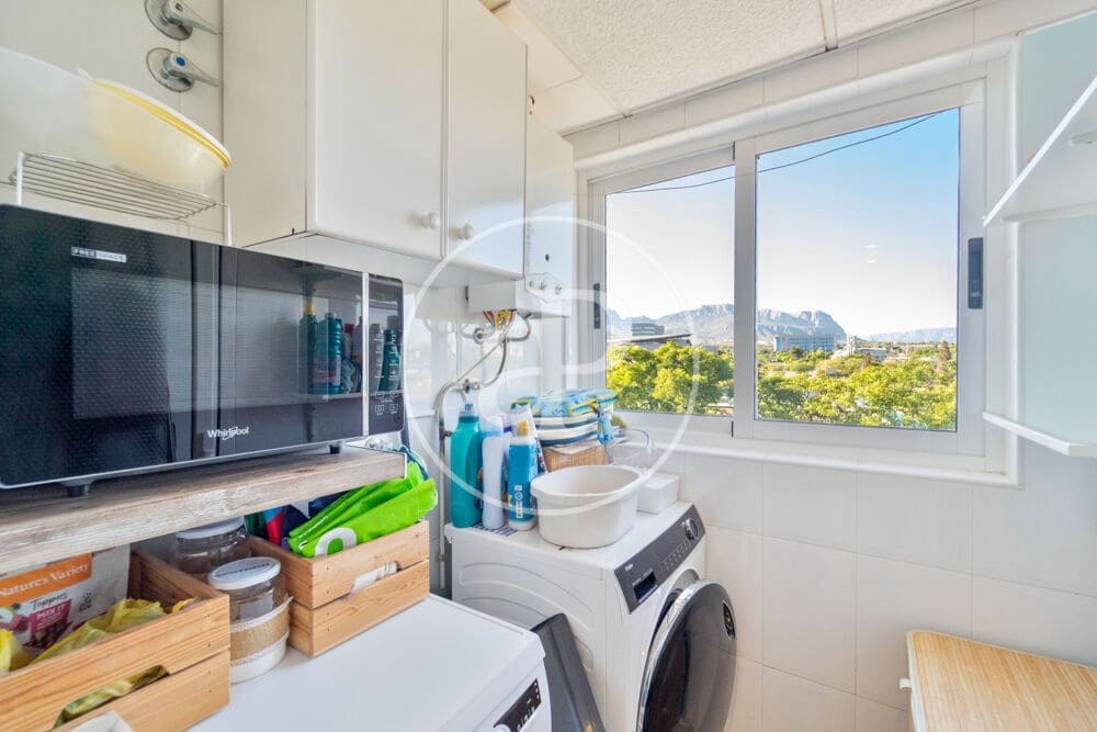 2 quarto Apartamento para venda em Benidorm com piscina - 250 000 € (Ref: 10089583)