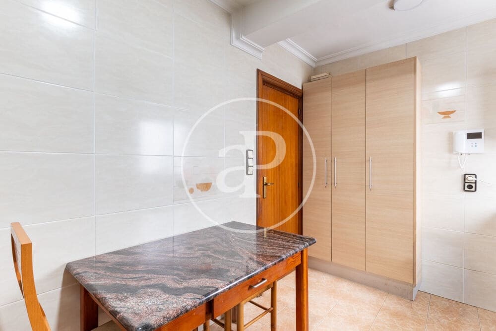 4 soveværelse Lejlighed til salg i Valencia by - € 450.000 (Ref: 10089585)