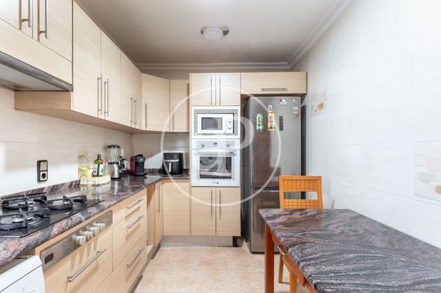 4 soveværelse Lejlighed til salg i Cabanyal-Canyamelar, Valencia by - € 450.000 (Ref: 10089585)