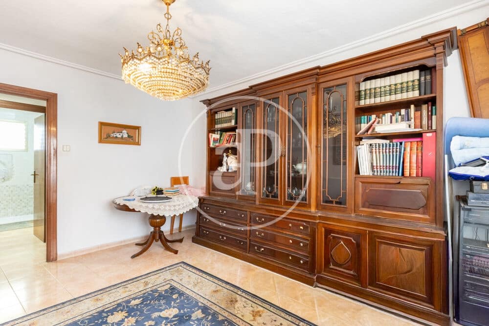4 soveværelse Lejlighed til salg i Valencia by - € 450.000 (Ref: 10089585)