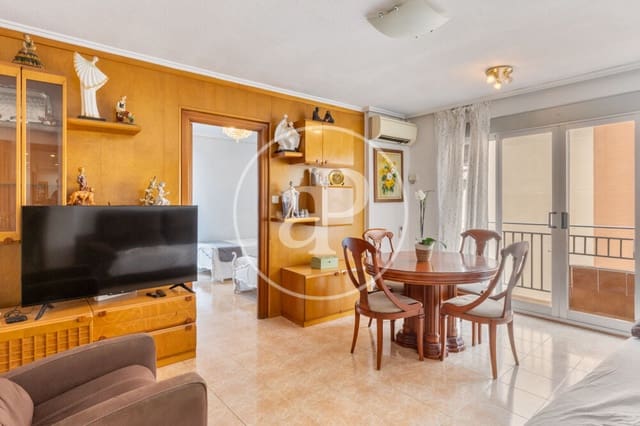 4 soveværelse Lejlighed til salg i Cabanyal-Canyamelar, Valencia by - € 450.000 (Ref: 10089585)