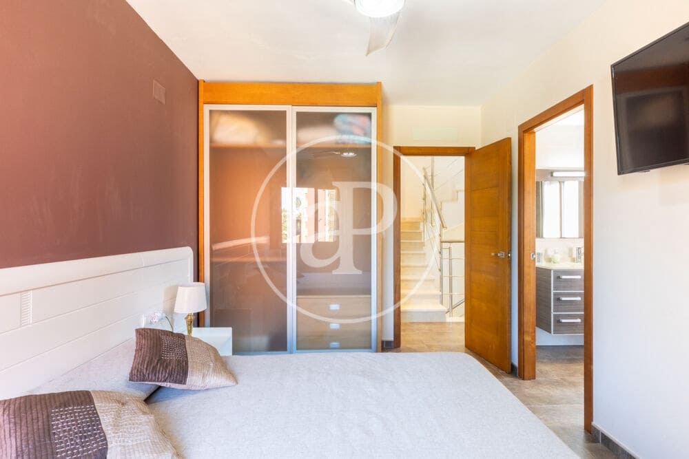 4 Zimmer Villa zu verkaufen in Sueca mit Pool - 475.000 € (Ref: 10094542)